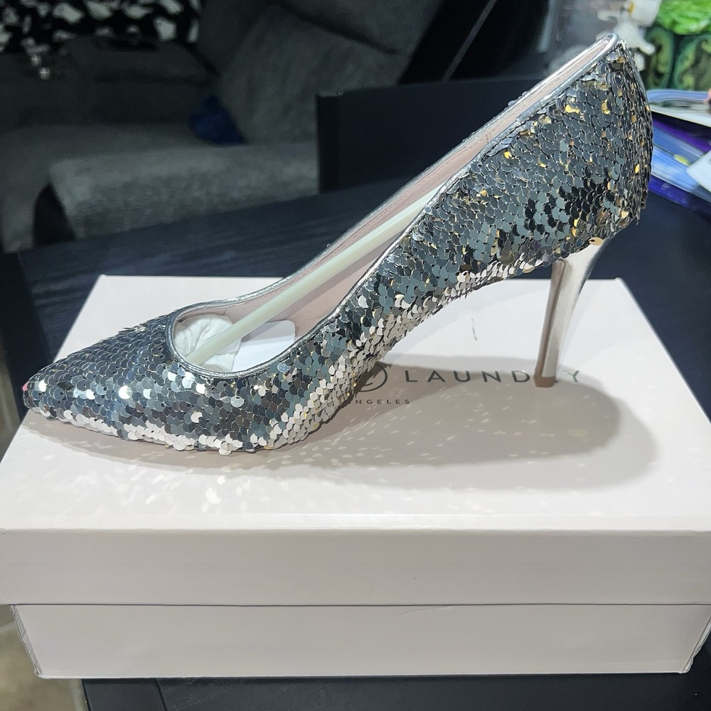 Chinese Laundry Ruthy Sequin Silver Multi Heels Women's Size 8.5 NEW